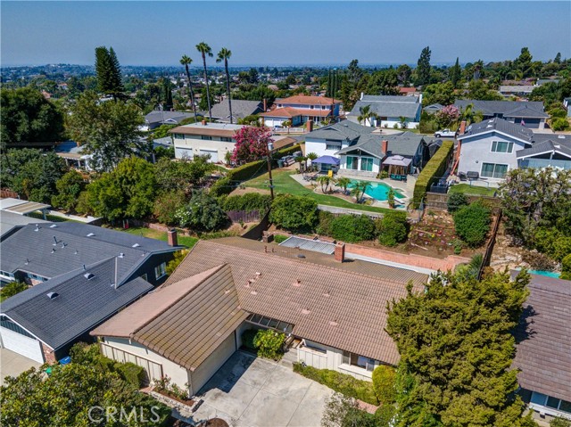 1421 Sierra Vista Drive, La Habra CA: https://media.crmls.org/medias/ffc5eff3-b8a3-4257-96ed-853d16fe9d93.jpg