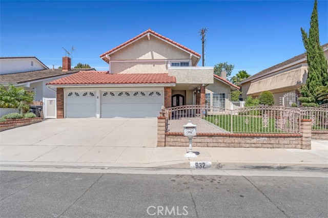 Detail Gallery Image 1 of 1 For 932 Lexington Ave, Montebello,  CA 90640 - 4 Beds | 3 Baths