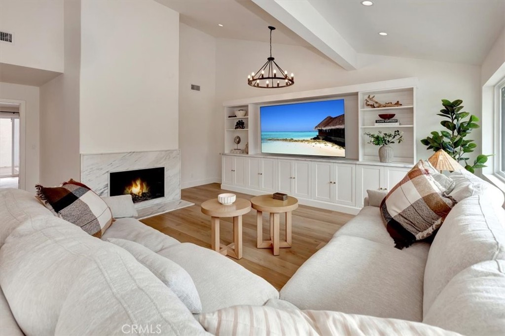 MLS #NP25247595 image #9