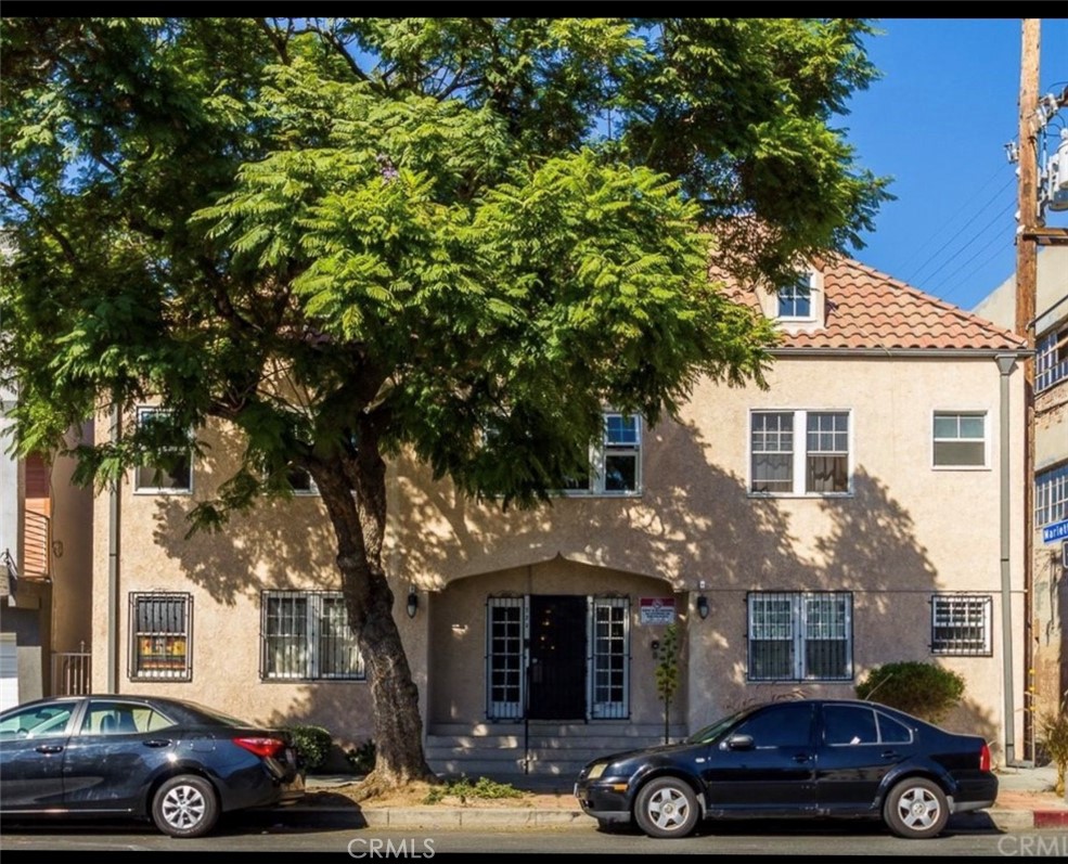 723 E 3rd