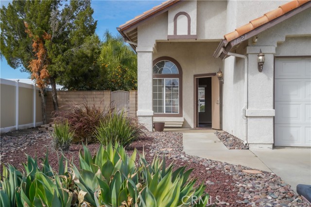 Detail Gallery Image 2 of 49 For 1621 Monterey Way, San Jacinto,  CA 92583 - 3 Beds | 2/1 Baths