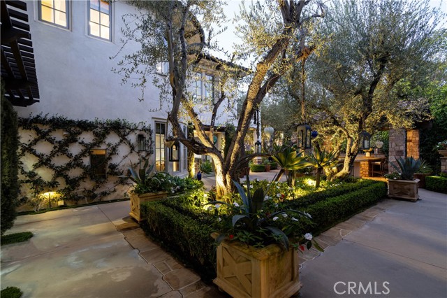 Detail Gallery Image 21 of 33 For 9981 Foxrun Rd, North Tustin,  CA 92705 - 7 Beds | 7/1 Baths