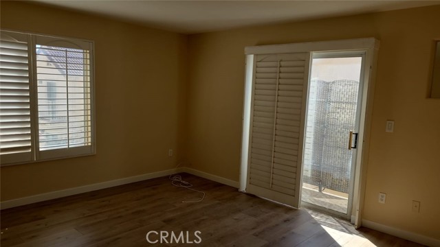 Detail Gallery Image 12 of 20 For 14627 Gledhill St #1,  Panorama City,  CA 91402 - 4 Beds | 2 Baths