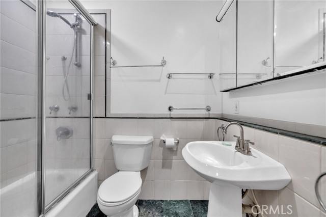 Detail Gallery Image 14 of 27 For 3545 20th St, Highland,  CA 92346 - 2 Beds | 1 Baths