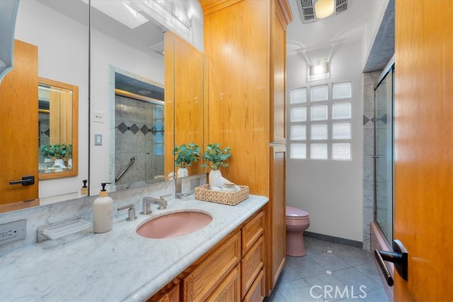 4713 Paseo De Las Tortugas, Torrance CA: https://media.crmls.org/medias/ffc8337c-0ee3-4d0f-9d98-ace2a4a1e323.jpg