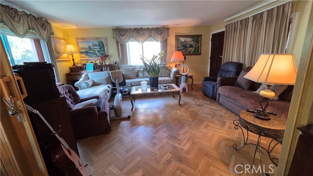 Detail Gallery Image 20 of 28 For 11223 Stagg, Sun Valley,  CA 91352 - 3 Beds | 2 Baths