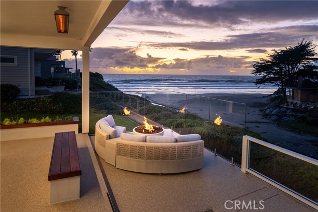 3086 Studio Drive, Cayucos CA: https://media.crmls.org/medias/ffc9e783-c1b9-4f61-b310-6a12fee23328.jpg