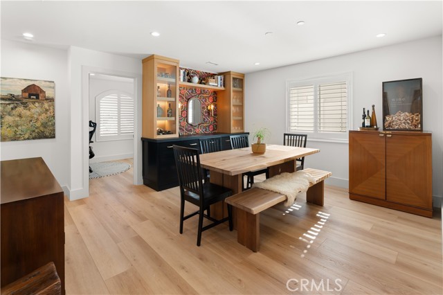 Detail Gallery Image 18 of 60 For 315 Lugonia St, Newport Beach,  CA 92663 - 4 Beds | 4 Baths