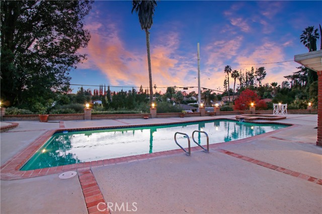 23780 Clarendon Street photo 21