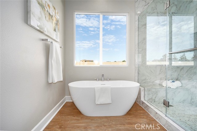 Detail Gallery Image 15 of 34 For 19372 Earth Summit, Apple Valley,  CA 92308 - 6 Beds | 4/1 Baths