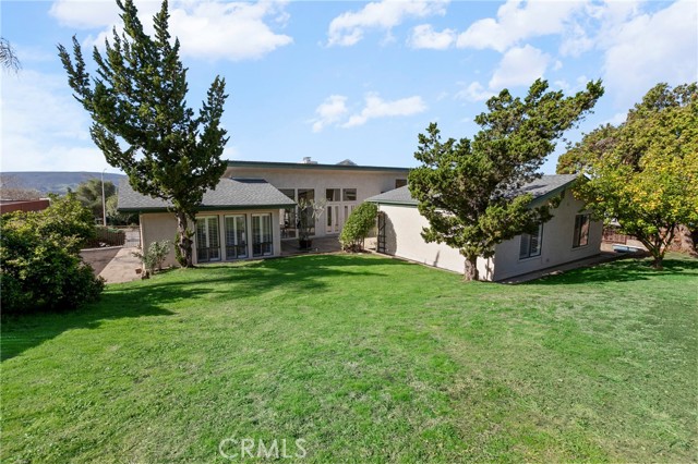 Detail Gallery Image 32 of 37 For 2060 Skylark Ln, San Luis Obispo,  CA 93401 - 3 Beds | 3 Baths