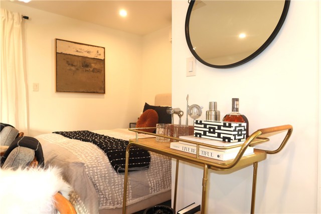 Detail Gallery Image 21 of 30 For 6602 De Celis Pl, Van Nuys,  CA 91406 - 1 Beds | 1 Baths