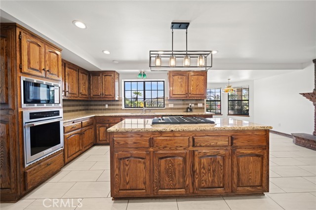 Detail Gallery Image 18 of 46 For 5780 Baldwin, Jurupa Valley,  CA 92509 - 4 Beds | 3 Baths