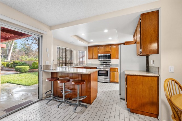 Detail Gallery Image 13 of 50 For 1000 Heaton Moor, Walnut,  CA 91789 - 4 Beds | 3 Baths