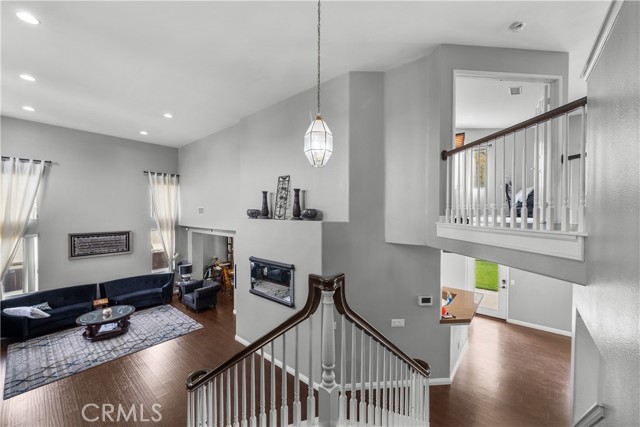 Detail Gallery Image 19 of 40 For 26426 Cardinal Dr, Canyon Country,  CA 91387 - 5 Beds | 4 Baths