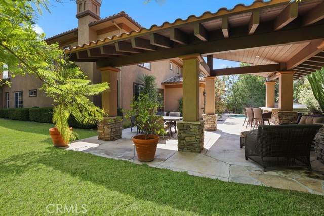 6 Marble Creek Lane, Coto de Caza CA: https://media.crmls.org/medias/ffcf0303-801b-49d0-b7ac-079d09977fe9.jpg