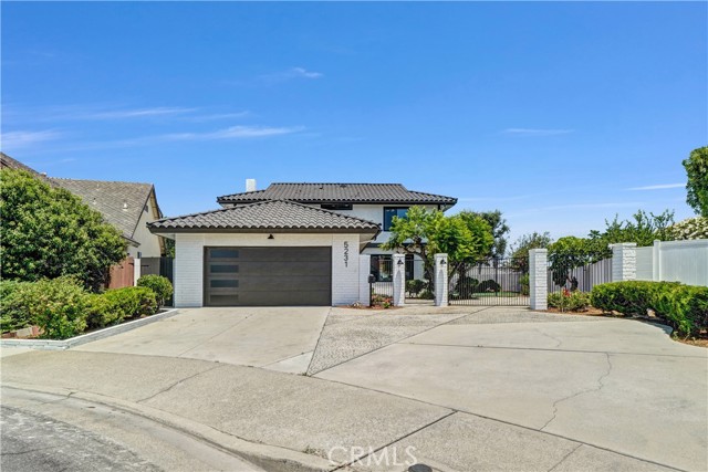 Detail Gallery Image 2 of 52 For 5231 Los Encantos Circle, La Palma,  CA 90623 - 5 Beds | 3 Baths