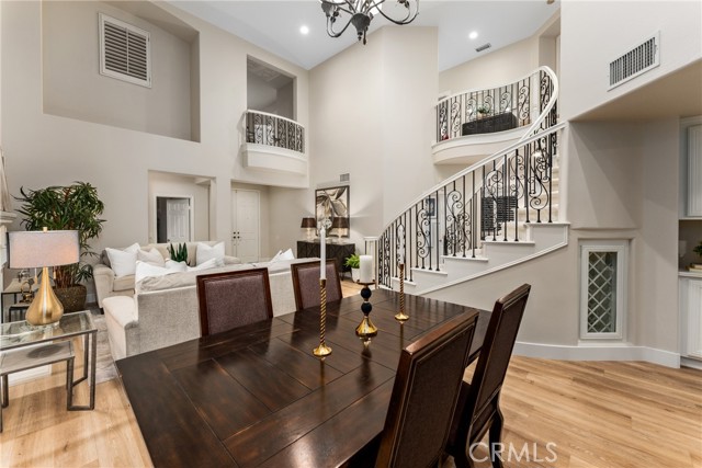 Detail Gallery Image 2 of 48 For 17290 Bramble Ct, Yorba Linda,  CA 92886 - 5 Beds | 4/1 Baths