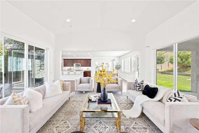 31041 Bridle Way, Menifee CA: https://media.crmls.org/medias/ffcfa0c4-c478-4846-88d6-def9285732b8.jpg