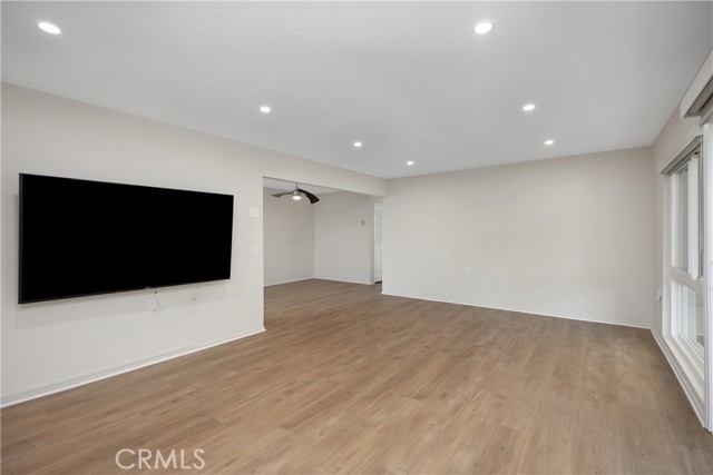 3311 Via Carrizo, Laguna Woods CA: https://media.crmls.org/medias/ffd12270-60b3-4816-a2bb-283f9d1e4e9a.jpg