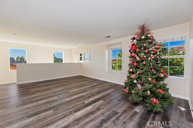 Detail Gallery Image 17 of 38 For 20583 Spring, Riverside,  CA 92507 - 5 Beds | 3/1 Baths