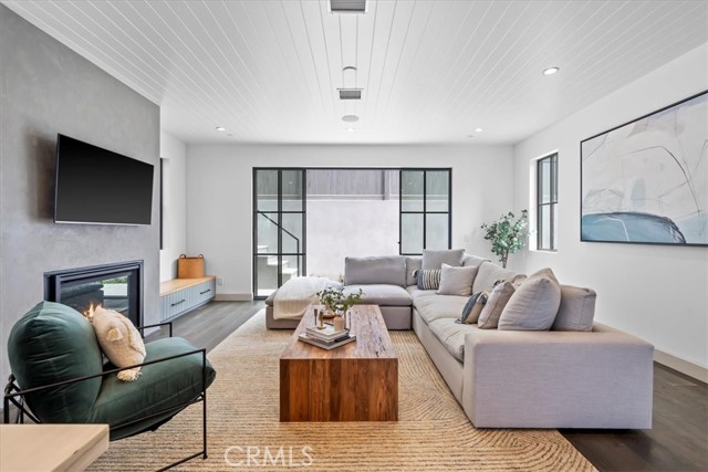 Detail Gallery Image 15 of 36 For 518 S Gertruda Ave, Redondo Beach,  CA 90277 - 3 Beds | 3 Baths