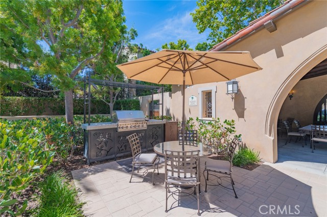 22 Arborside, Irvine CA: https://media.crmls.org/medias/ffd23e55-ab16-4ebc-9b4d-141ff3f896d3.jpg
