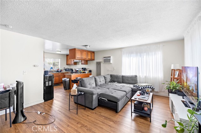 1107 Okoboji Drive, Arcadia CA: https://media.crmls.org/medias/ffd29ec0-b937-4cf7-bb6b-6cd10274ee12.jpg