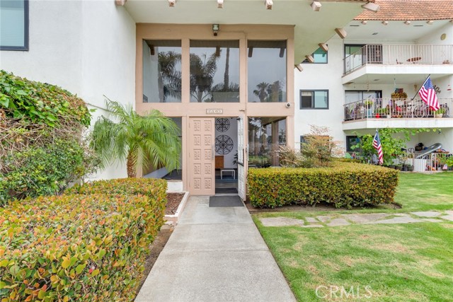 2501 S El Camino Real, San Clemente CA: https://media.crmls.org/medias/ffd55c9f-3379-4a53-996b-ce3320709a7e.jpg