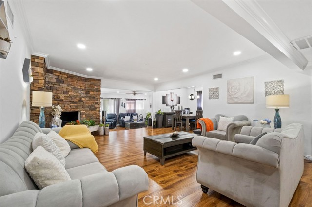 Detail Gallery Image 2 of 52 For 14870 Hubbard, Sylmar,  CA 91342 - 3 Beds | 2 Baths