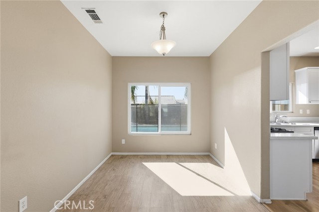 Detail Gallery Image 15 of 47 For 1677 Mesquite, Beaumont,  CA 92223 - 4 Beds | 2/1 Baths