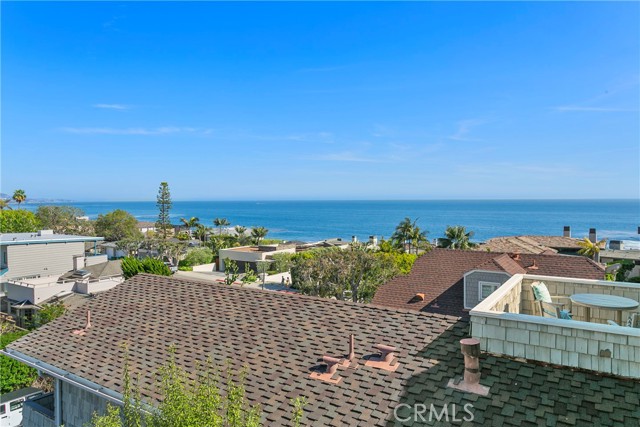 168 Fairview, Laguna Beach, California 92651, 2 Bedrooms Bedrooms, ,1 BathroomBathrooms,Residential Lease,For Rent,168 Fairview,CRLG24113595