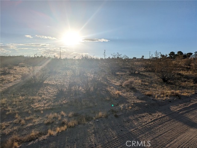 Detail Gallery Image 1 of 5 For 539 Delgada Ave, Yucca Valley,  CA 92284 - – Beds | – Baths