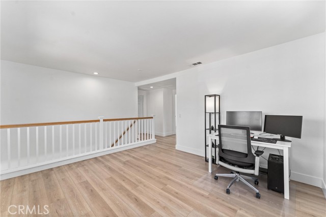 8798 Crest View Drive, Corona CA: https://media.crmls.org/medias/ffd6dd3d-a052-4f54-b513-1937edf88d80.jpg