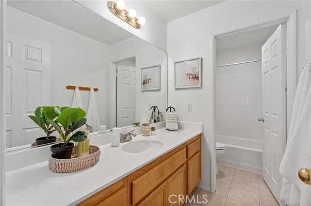 Detail Gallery Image 20 of 33 For 40929 Engelmann Oak St, Murrieta,  CA 92562 - 6 Beds | 2/1 Baths