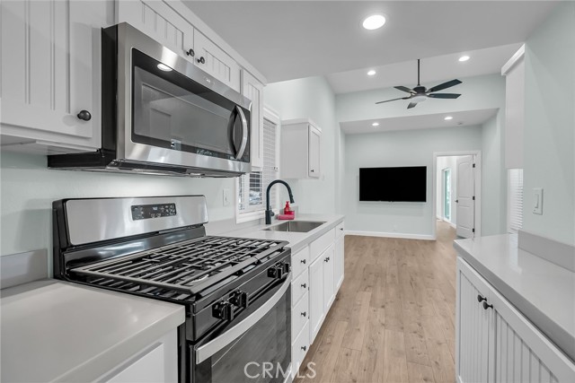 27500 HWY 189, Lake Arrowhead CA: https://media.crmls.org/medias/ffd7a92b-2d18-4556-b8e5-bad096223d5e.jpg