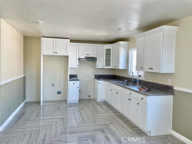 Detail Gallery Image 1 of 1 For 14019 S Northwood Ave, Compton,  CA 90222 - 4 Beds | 2 Baths