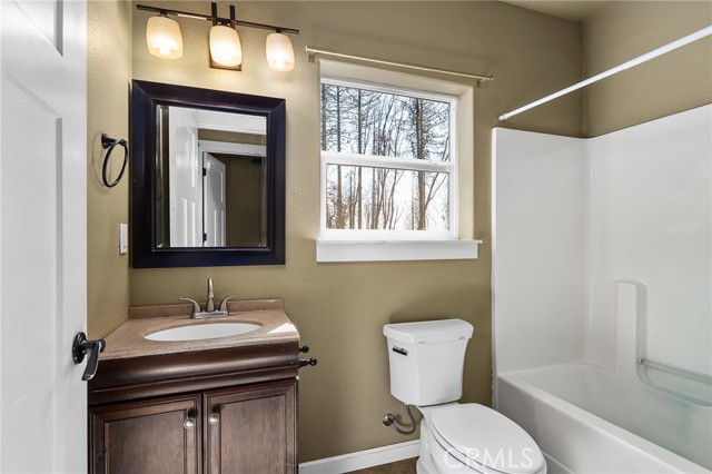 10860 Cohasset Road, Chico CA: https://media.crmls.org/medias/ffd9695f-a4f2-486d-a8b0-c2e52c309a58.jpg