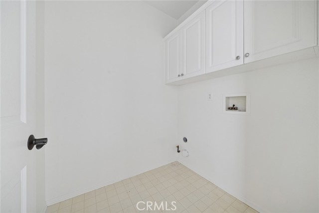 Detail Gallery Image 14 of 16 For 1314 Corte Venosa, Costa Mesa,  CA 92626 - 3 Beds | 2/1 Baths