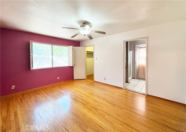 1041 Golden Gate Avenue, Dos Palos CA: https://media.crmls.org/medias/ffd9badd-da5e-4a33-a36e-dd0599065f82.jpg