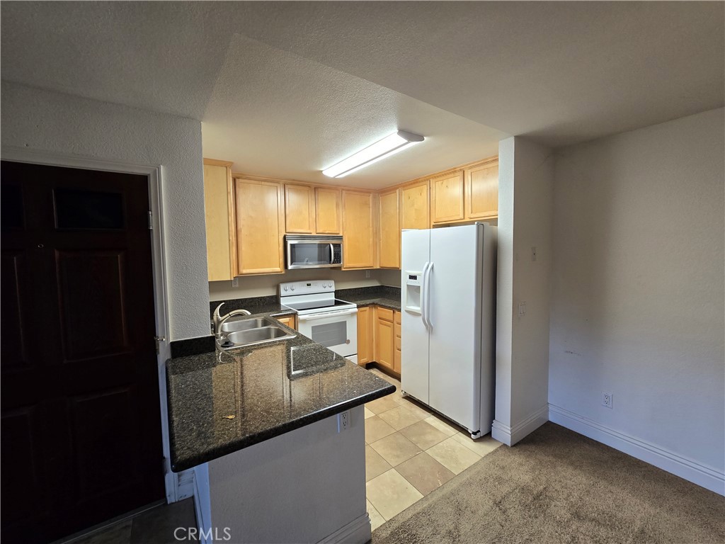 2275 Del Mar Way #106