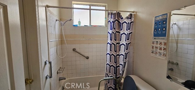 Image 4 of 13 For 17441 Hiawatha Street