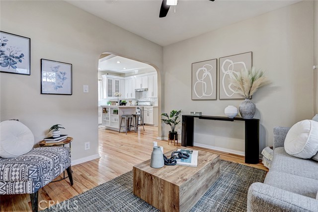 Detail Gallery Image 30 of 75 For 104 Saint Joseph Ave, Long Beach,  CA 90803 - 5 Beds | 3 Baths