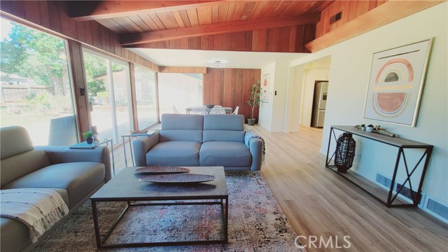 Detail Gallery Image 2 of 5 For 48 Pine Oaks Rd, Oroville,  CA 95966 - 3 Beds | 2 Baths
