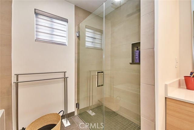 820 S Wilton Place, Los Angeles CA: https://media.crmls.org/medias/ffdb35c2-0858-45fe-90a3-1b2a9d5441e9.jpg