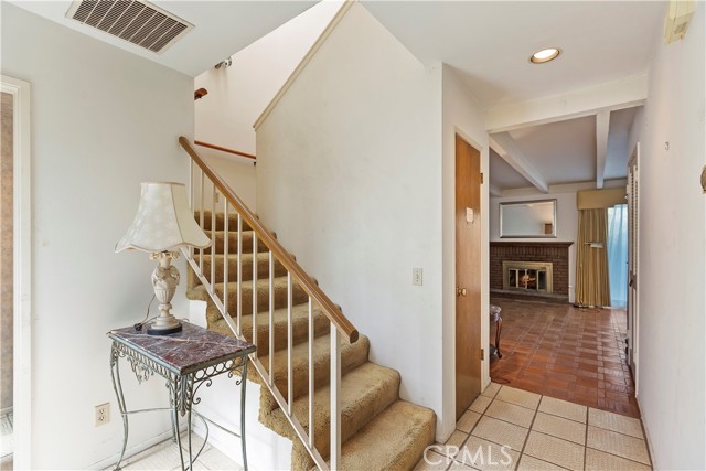 Detail Gallery Image 7 of 40 For 103 Esperanza Avenue #H,  Sierra Madre,  CA 91024 - 3 Beds | 2/1 Baths