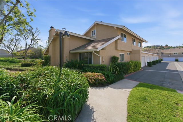 Detail Gallery Image 12 of 55 For 5810 34 via Romero, Yorba Linda,  CA 92887 - 3 Beds | 2/1 Baths