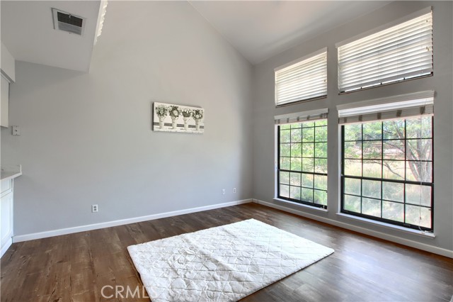 Detail Gallery Image 8 of 45 For 5303 State Highway 49 #14,  Mariposa,  CA 95338 - 1 Beds | 1/1 Baths