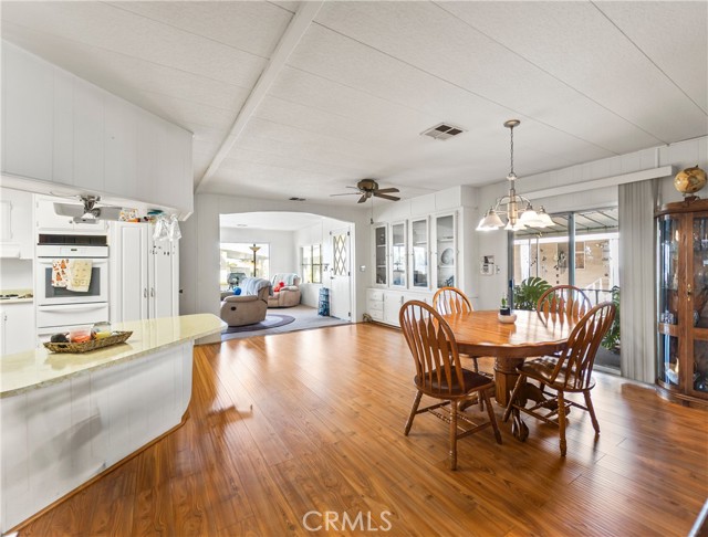 Detail Gallery Image 6 of 16 For 10200 Bolsa #69,  Westminster,  CA 92683 - 2 Beds | 2 Baths