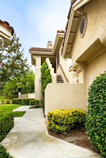 Detail Gallery Image 3 of 39 For 29 Encantado Canyon, Rancho Santa Margarita,  CA 92688 - 2 Beds | 2 Baths